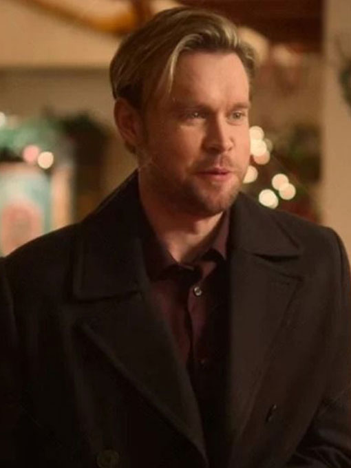 Falling for Christmas 2022 Chord Overstreet Black Coat