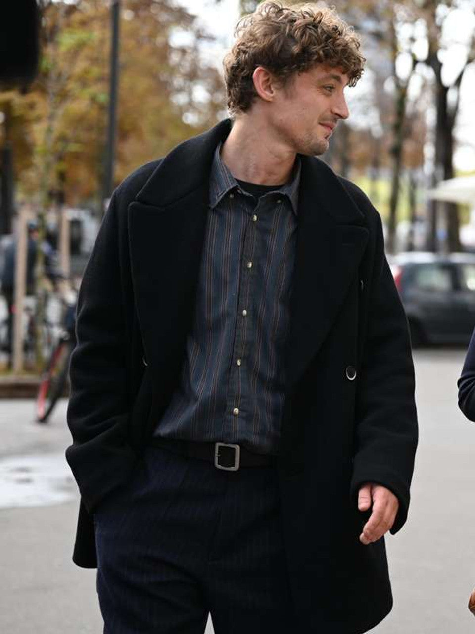 Niels Schneider Coup de Chance  Black Coat