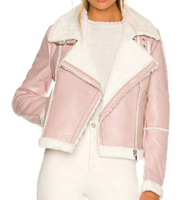Summer Dutkowsky Girls5eva Busy Philipps Jacket